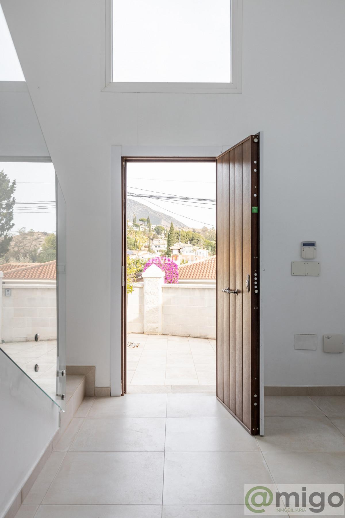 For sale of villa in Mijas