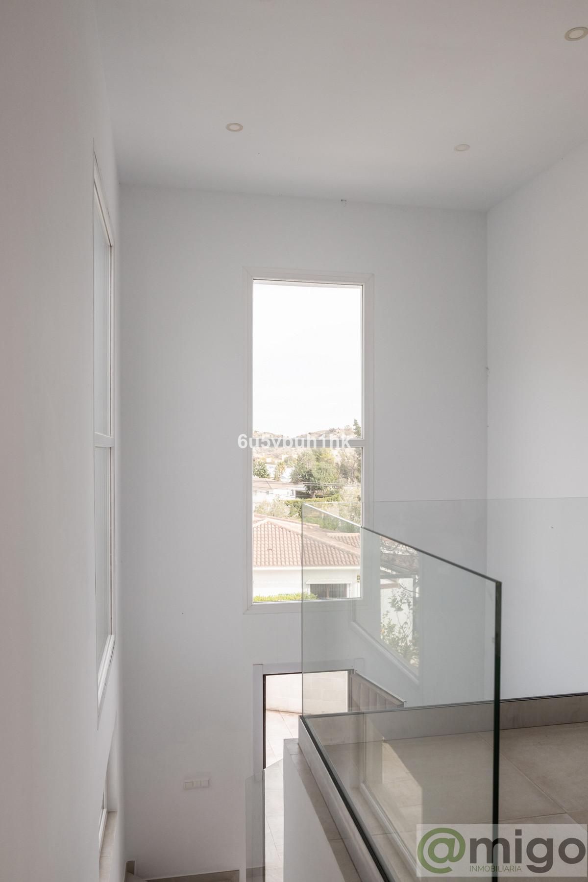 For sale of villa in Mijas