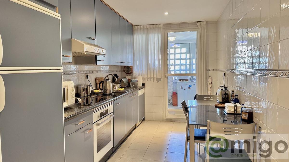 For sale of apartment in Marbella