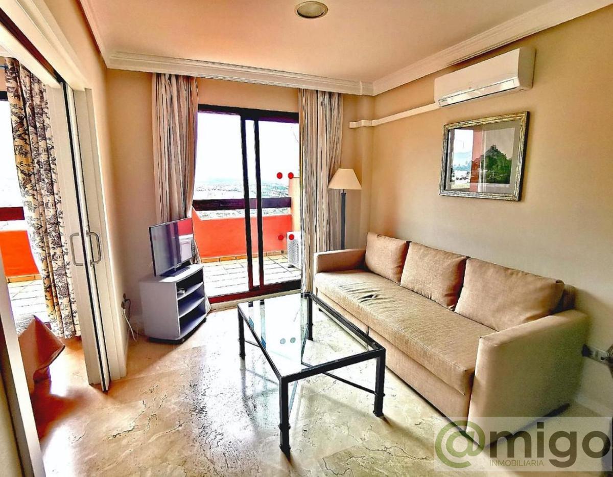 Venta de local en Manilva