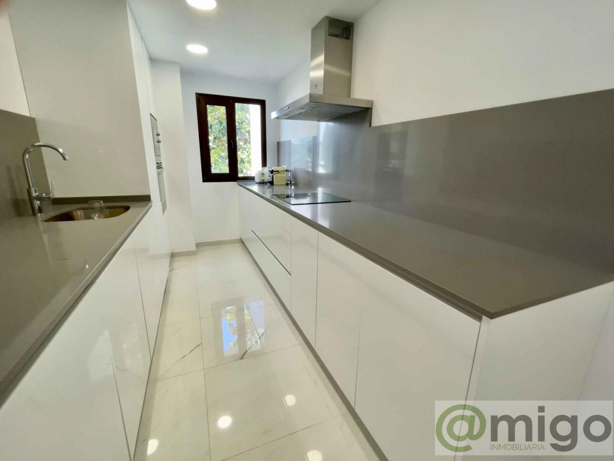 For sale of apartment in Marbella