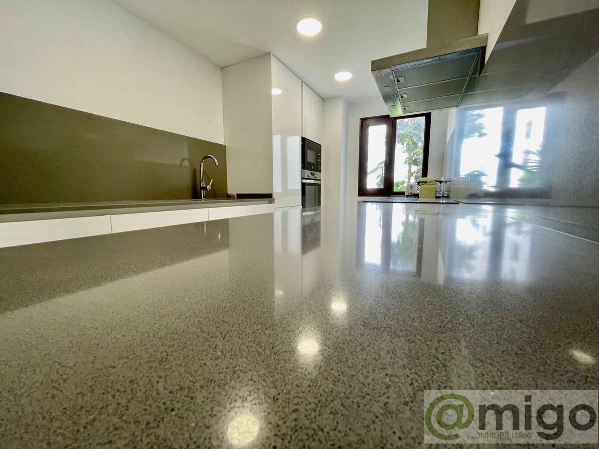 For sale of apartment in Marbella