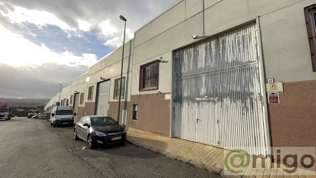 For sale of commercial in Estepona