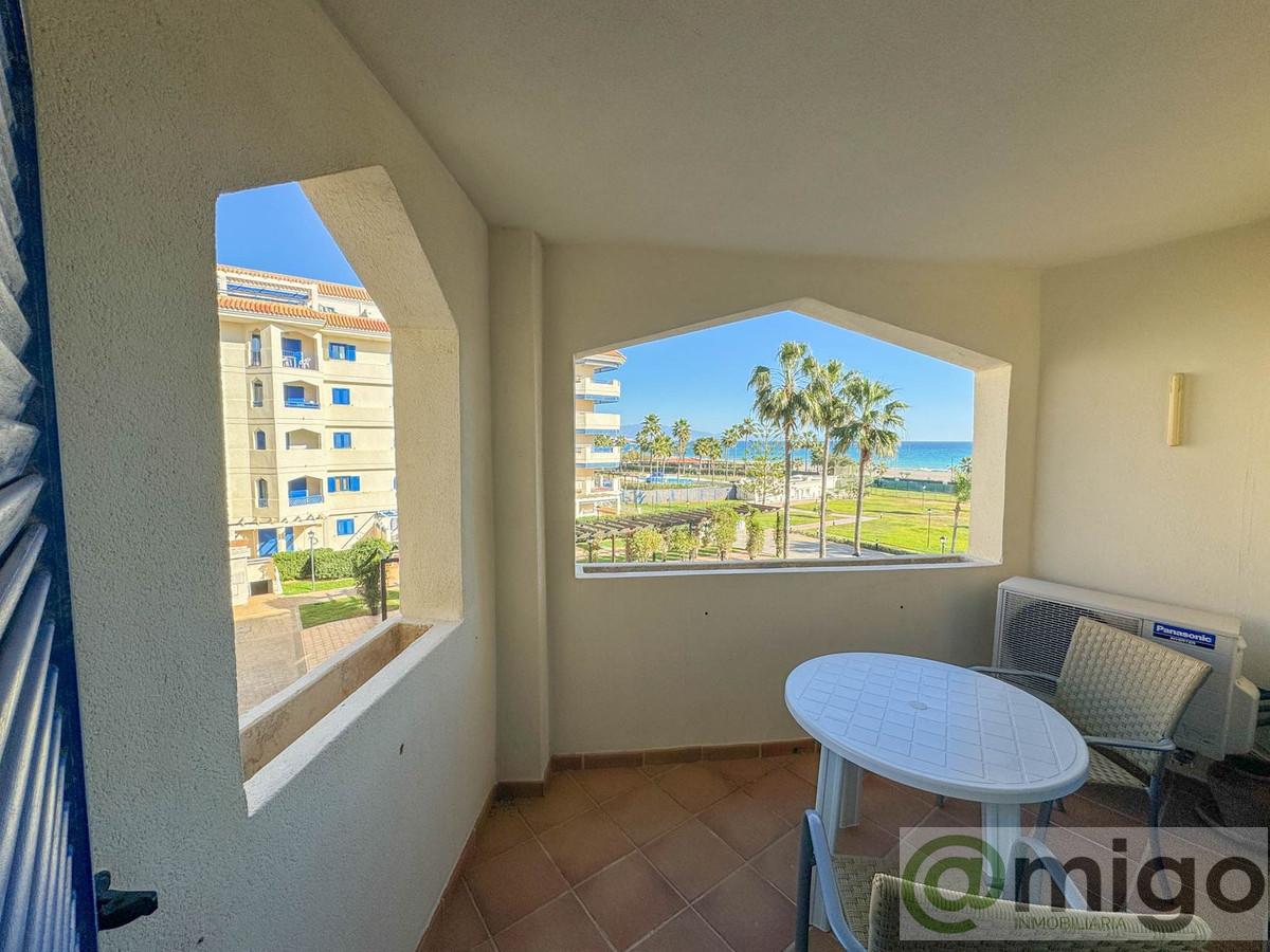 Venta de apartamento en San Luis de Sabinillas