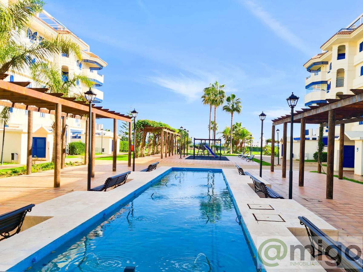 Venta de apartamento en San Luis de Sabinillas