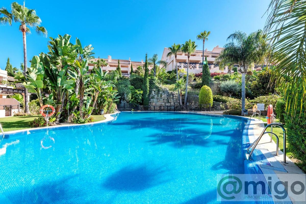 For sale of apartment in Marbella