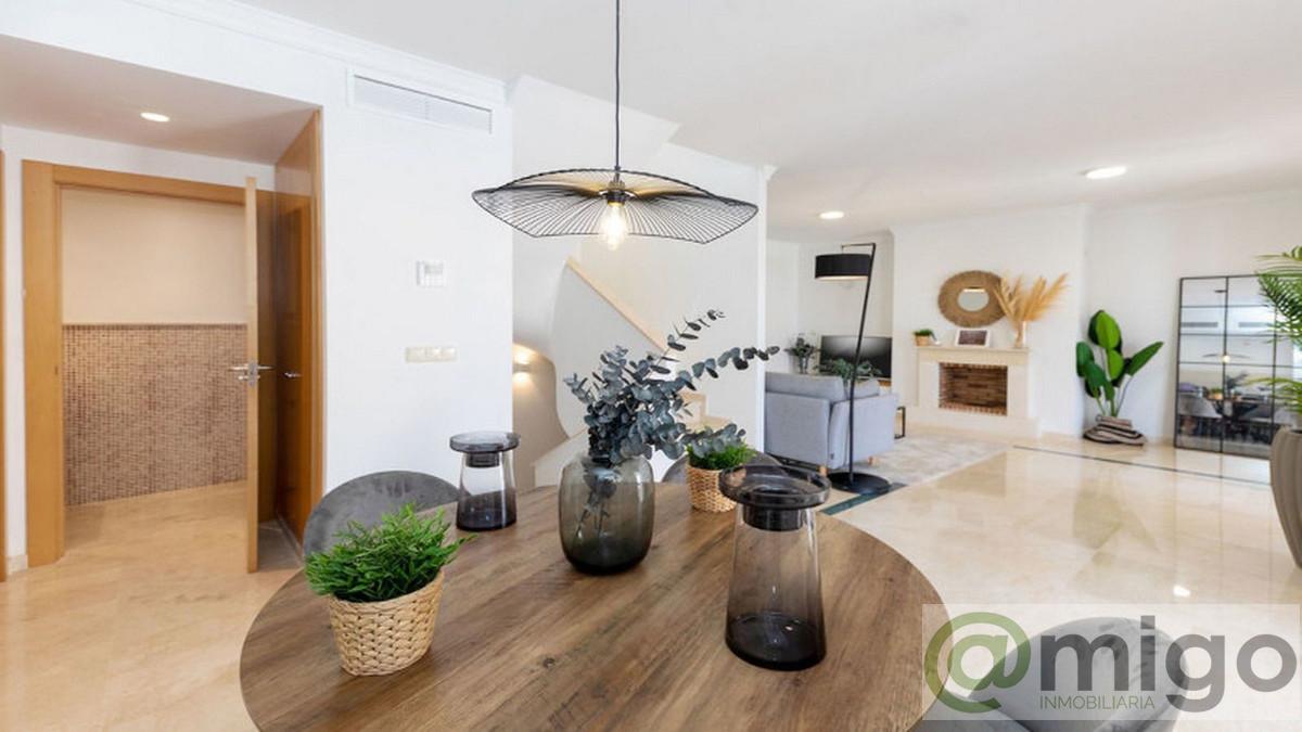 For sale of villa in Casares Playa