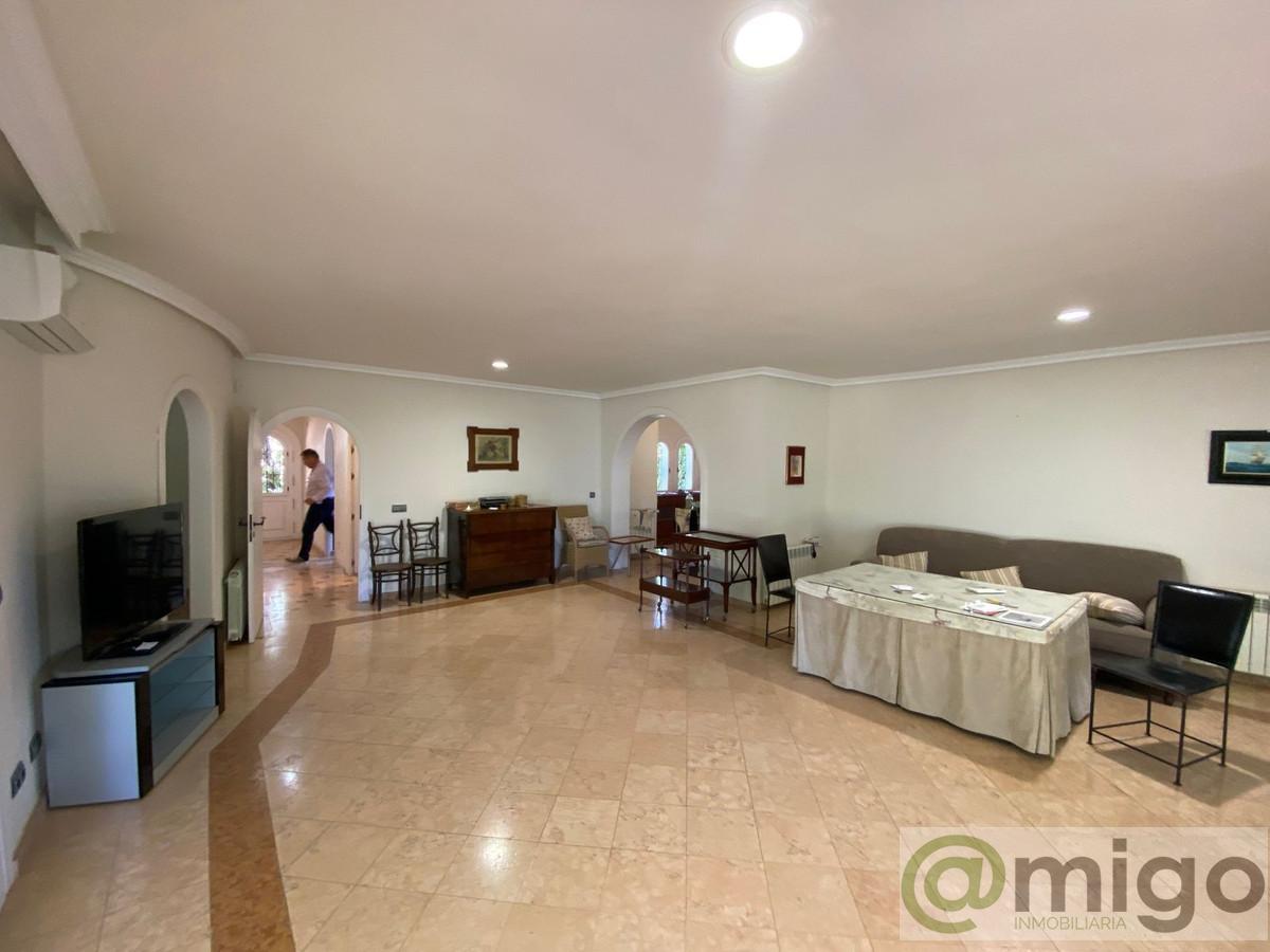 For sale of villa in Marbella