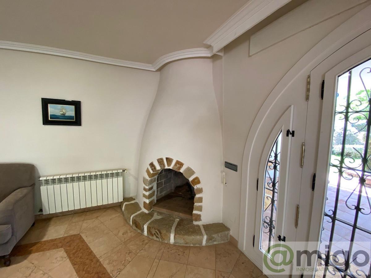 For sale of villa in Marbella