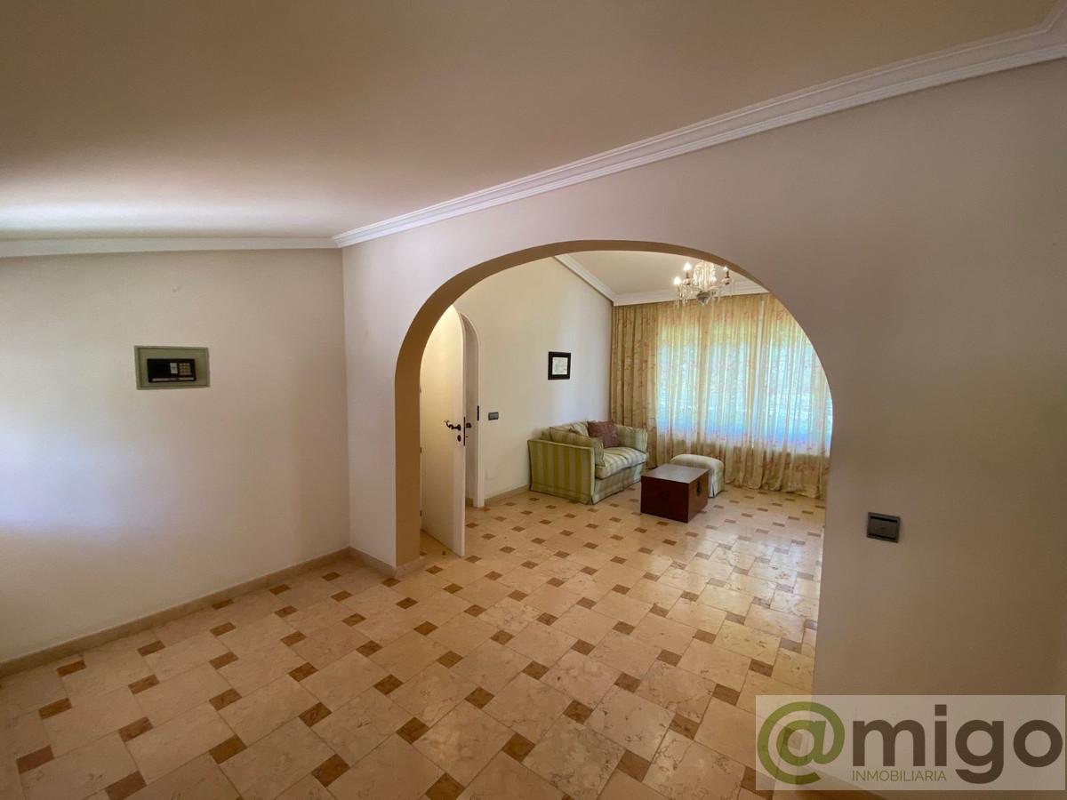 For sale of villa in Marbella