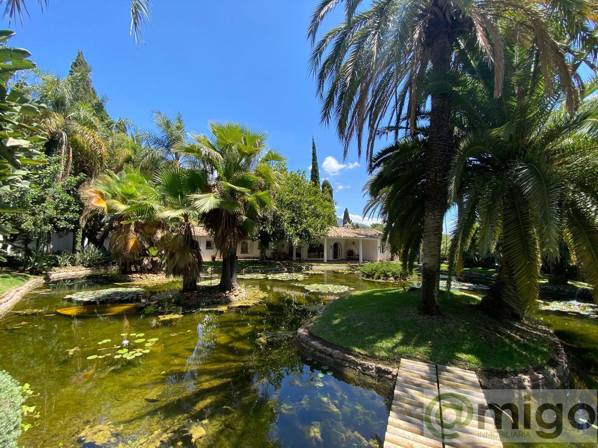 For sale of villa in Marbella