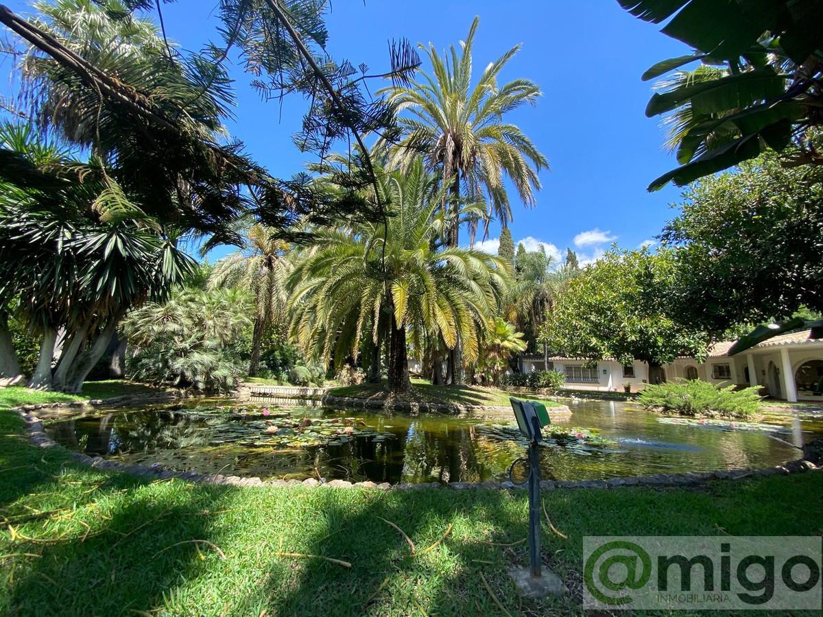 For sale of villa in Marbella
