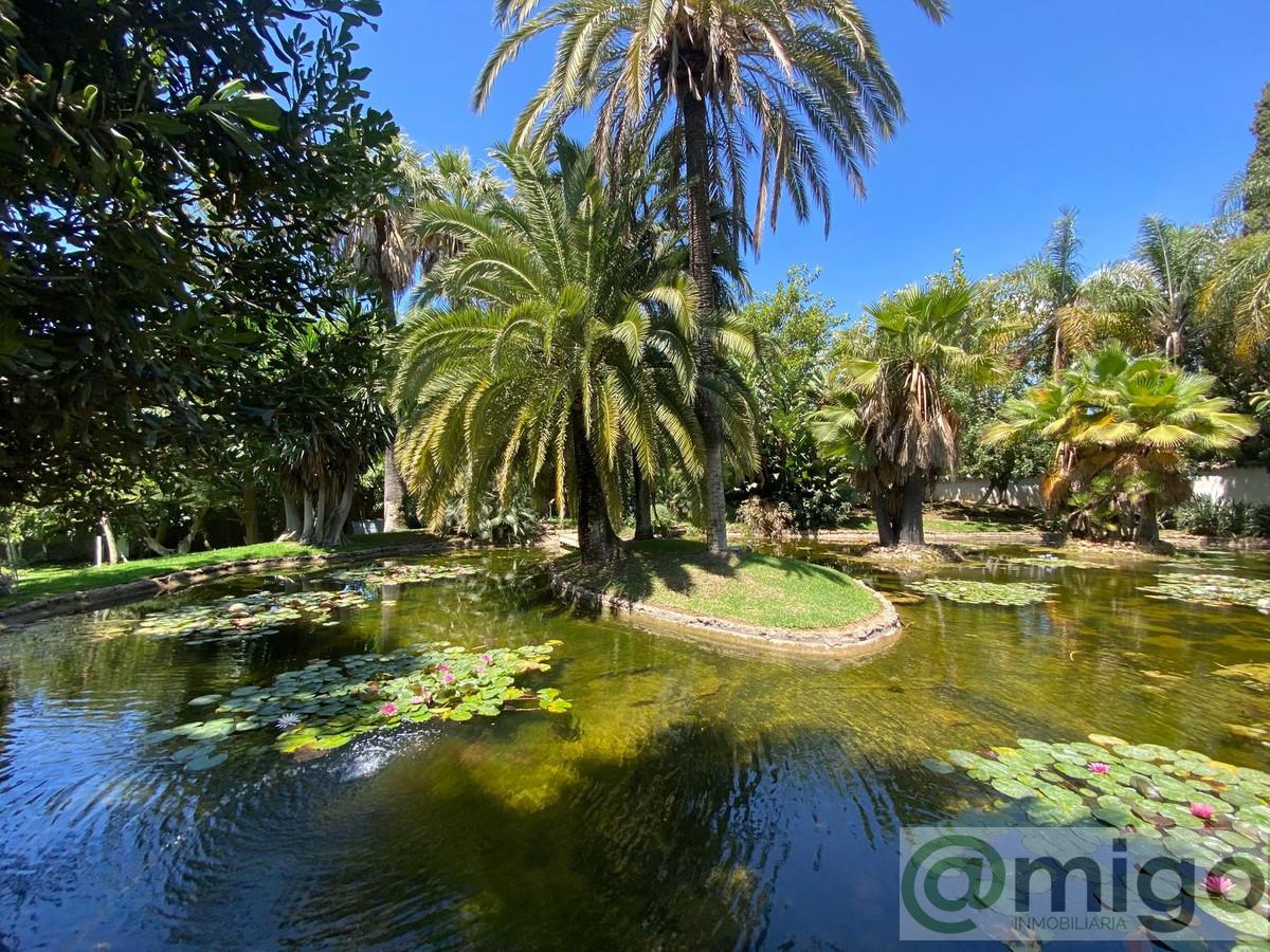 For sale of villa in Marbella