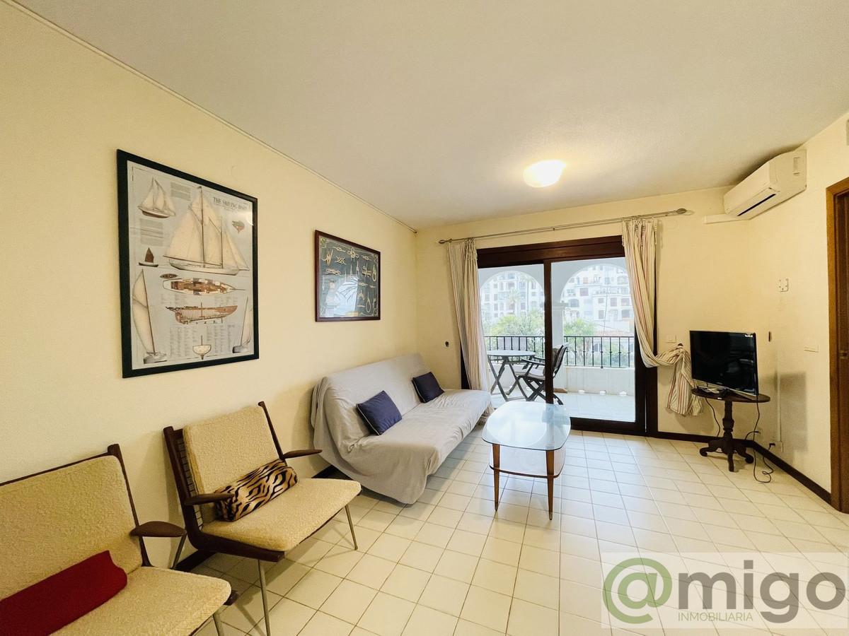 For sale of apartment in La Duquesa