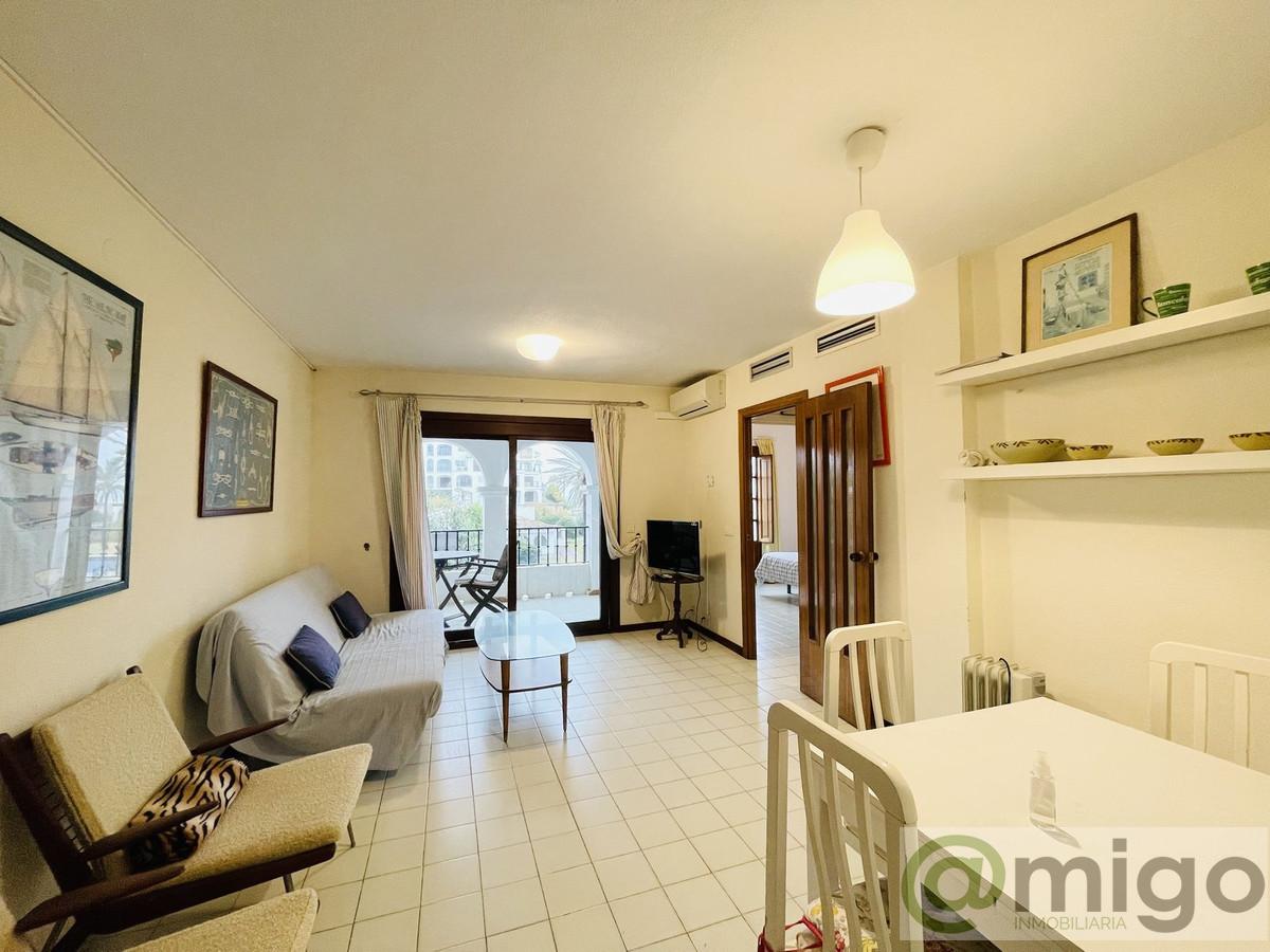For sale of apartment in La Duquesa
