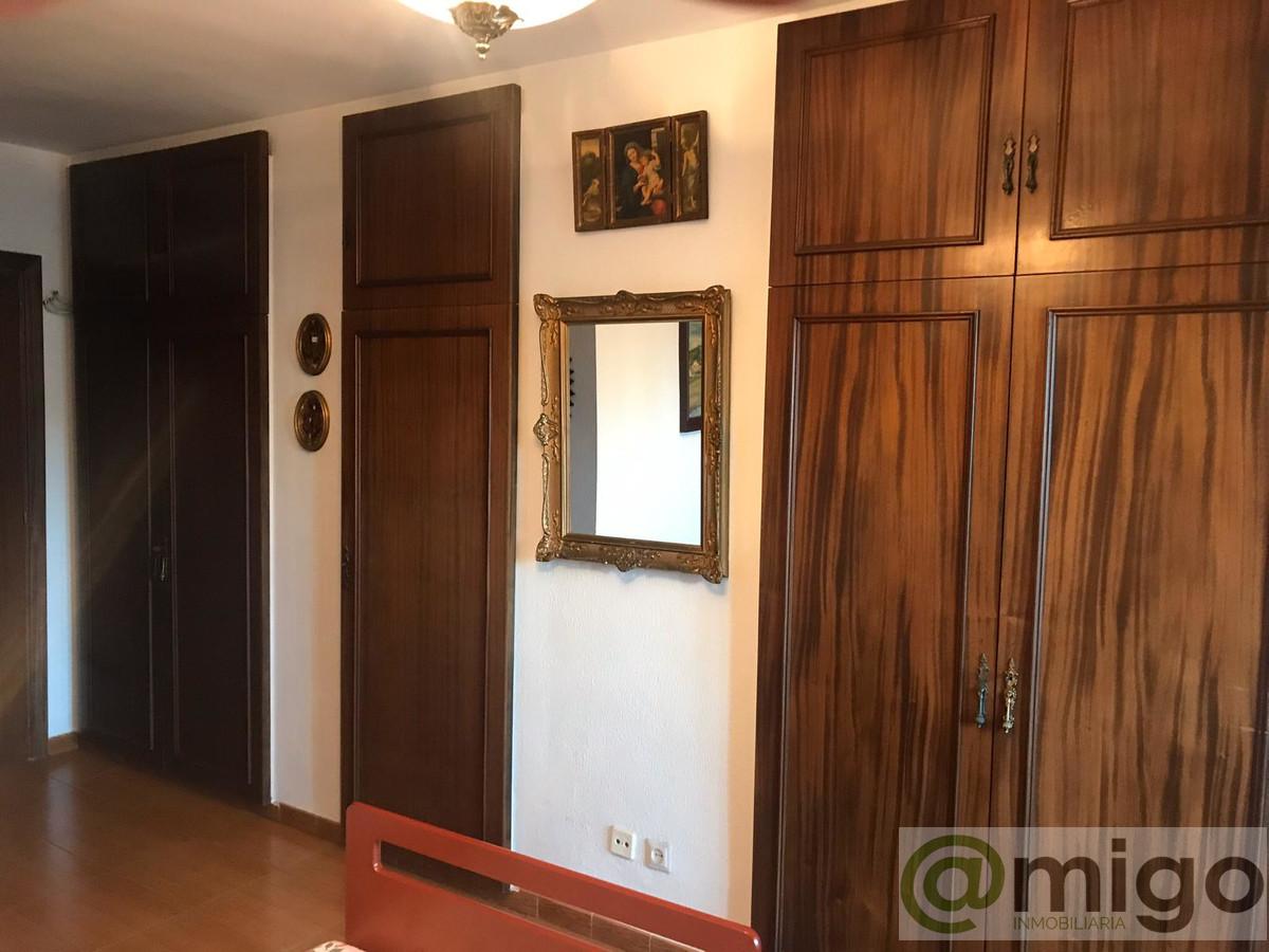 For sale of apartment in Málaga Este