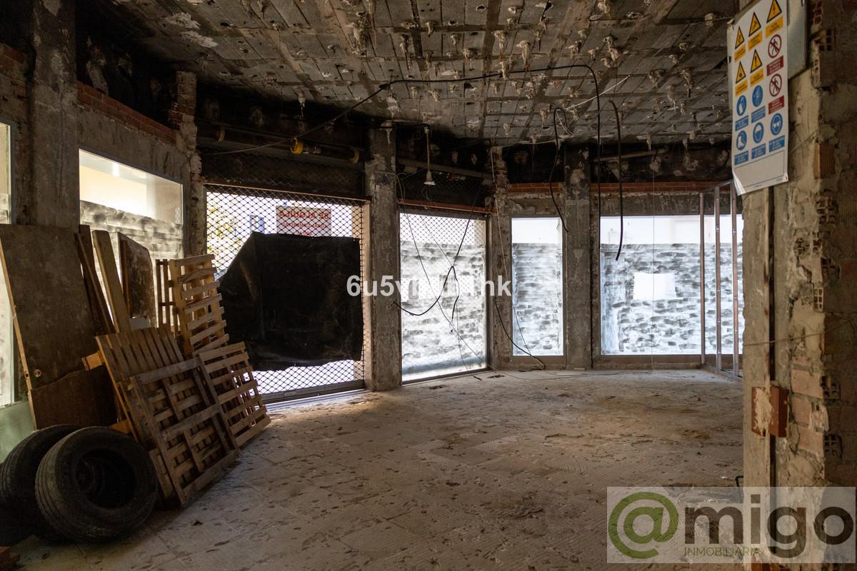 For sale of commercial in Fuengirola