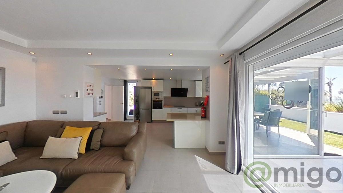 For sale of villa in Marbella