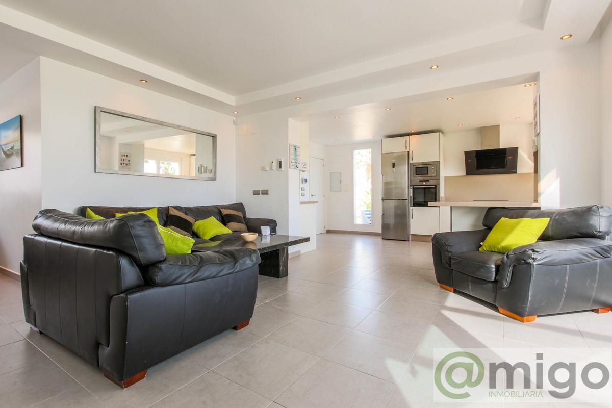 For sale of villa in Marbella