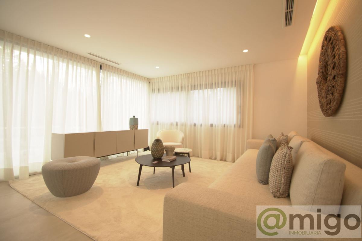 Venta de villa en Aloha