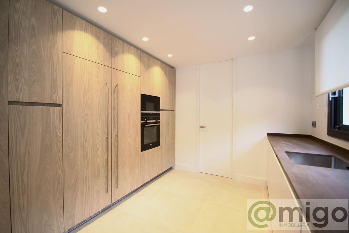 Venta de villa en Aloha