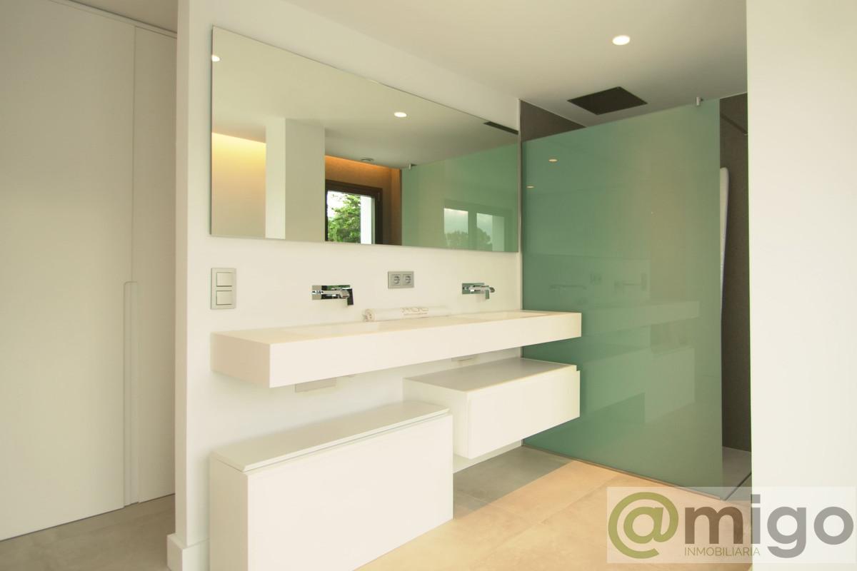 Venta de villa en Aloha