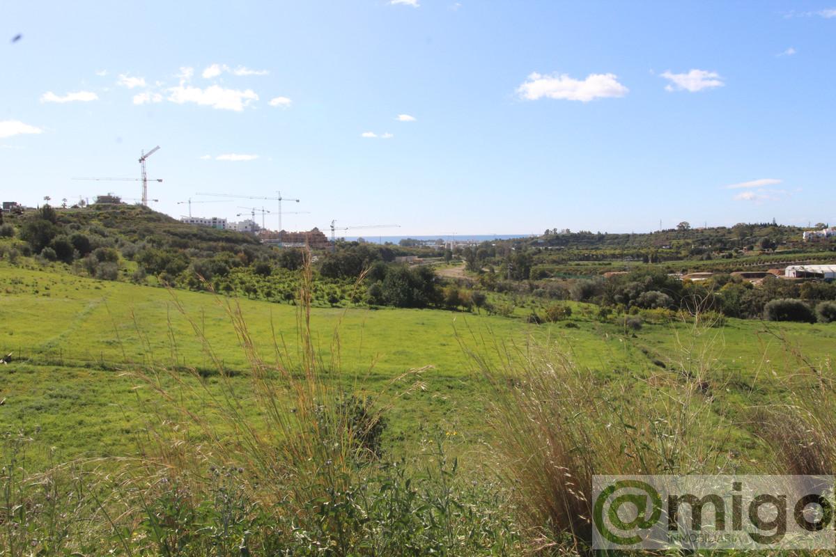 For sale of land in Marbella