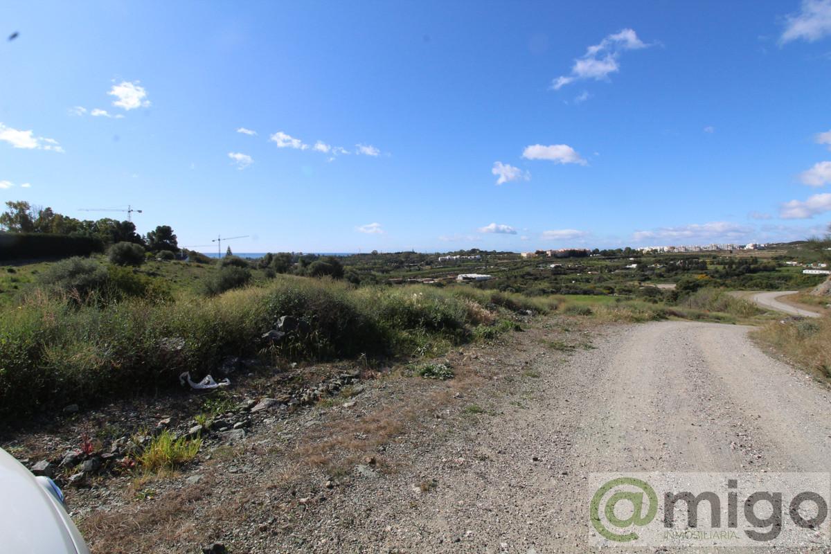 For sale of land in Marbella