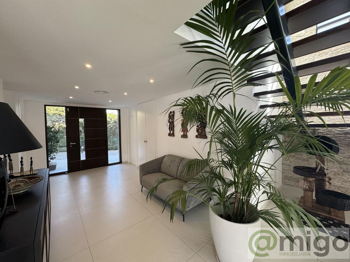 Venta de villa en Atalaya