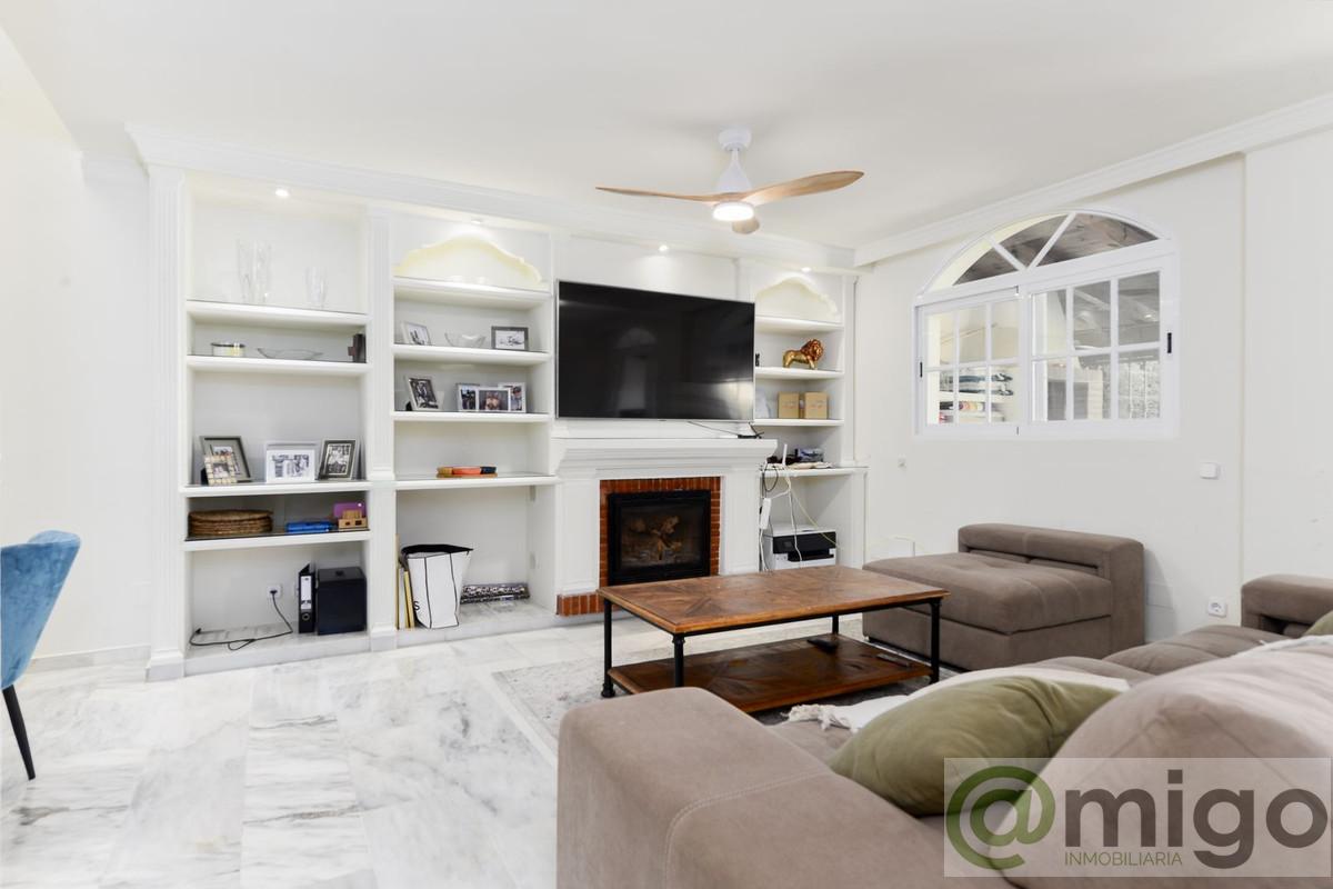 Venta de villa en Atalaya