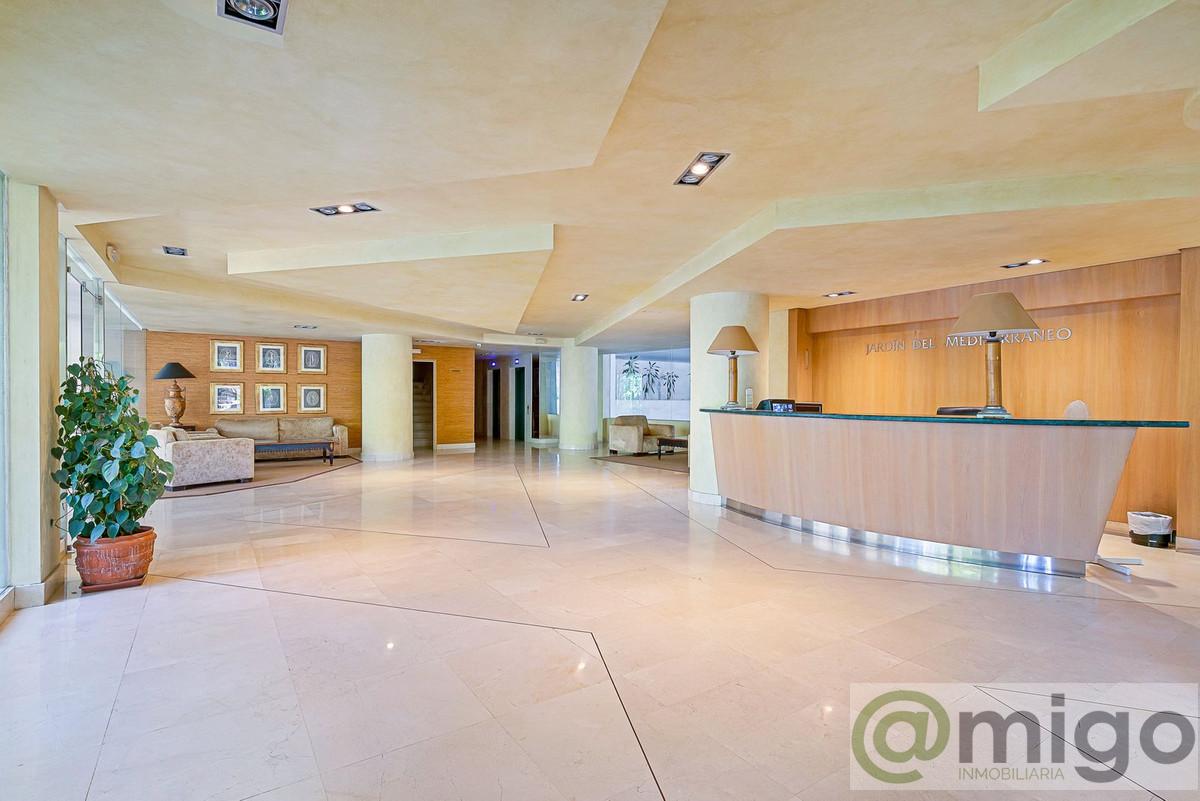 For sale of apartment in Marbella