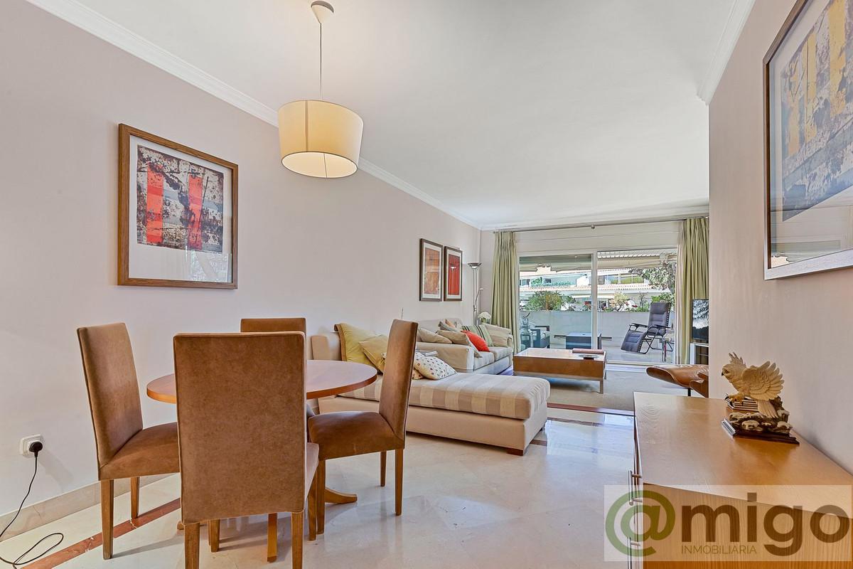 For sale of apartment in Marbella