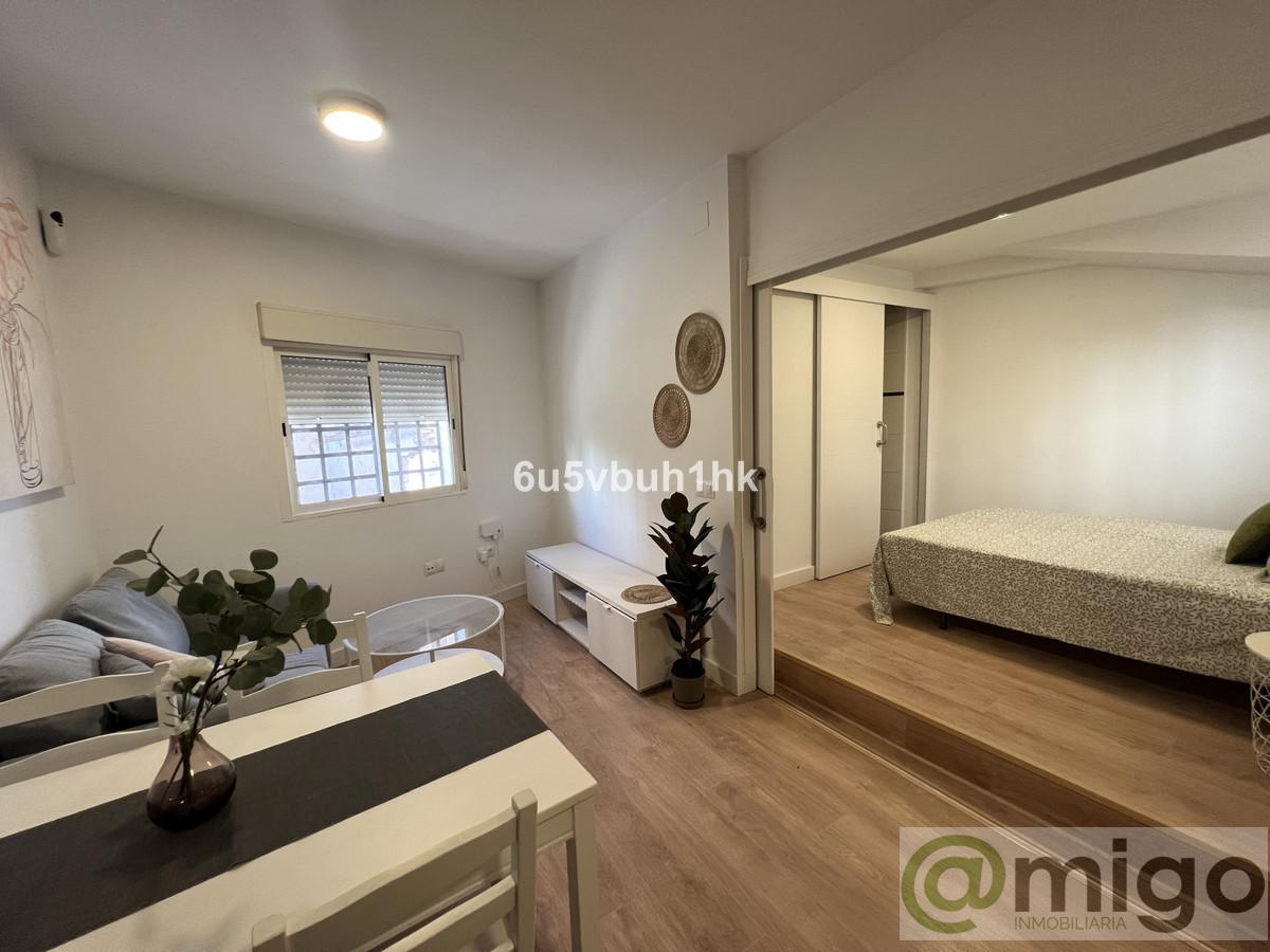 For sale of apartment in Málaga Centro