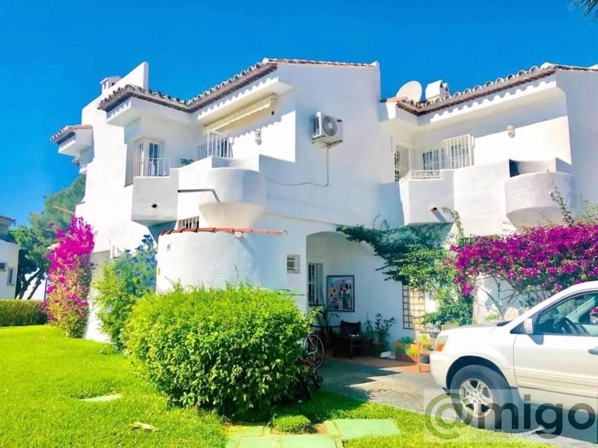 Venta de villa en Calahonda
