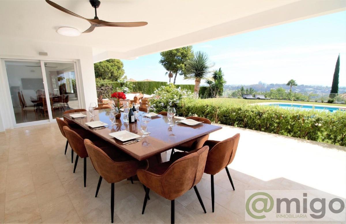 Venta de villa en El Paraiso