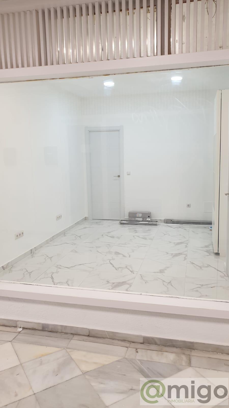 For sale of commercial in Marbella