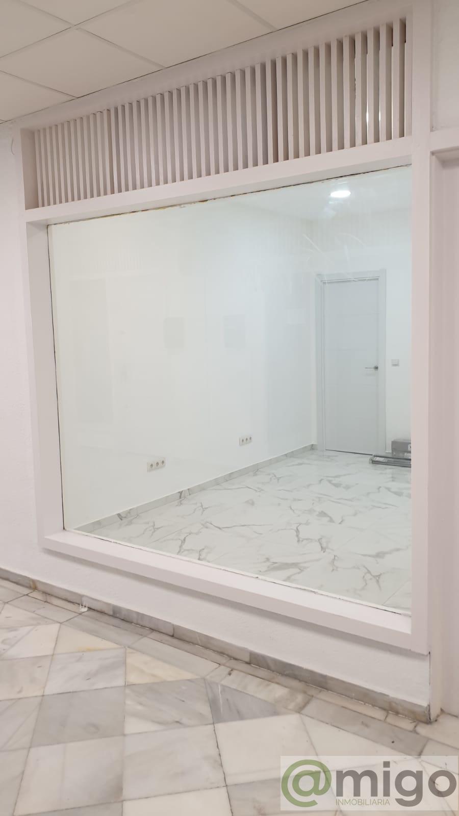 For sale of commercial in Marbella