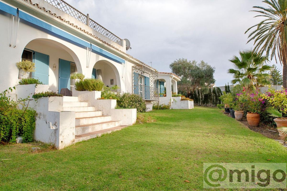 For sale of villa in Marbella