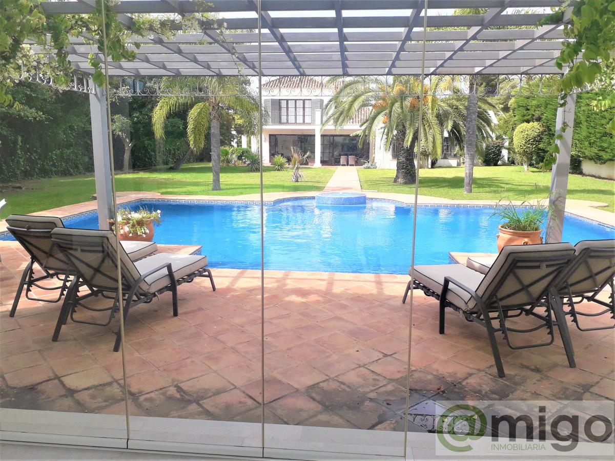 For sale of villa in Marbella