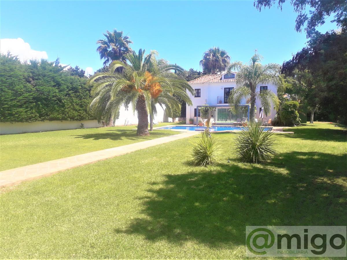 For sale of villa in Marbella