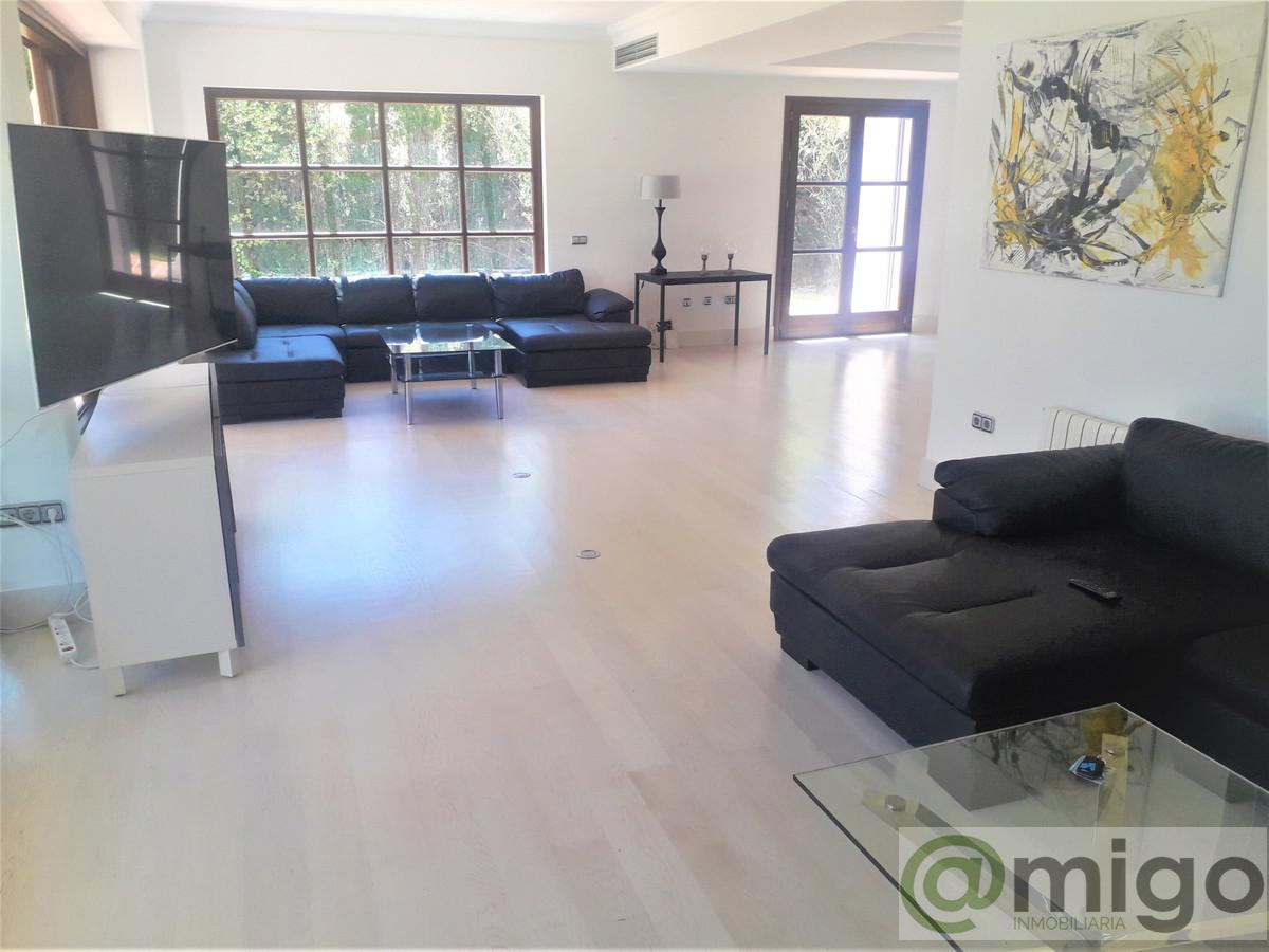 For sale of villa in Marbella