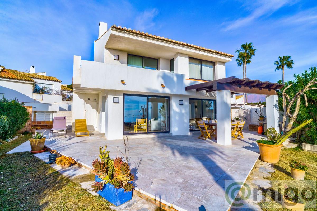 Venta de villa en Estepona