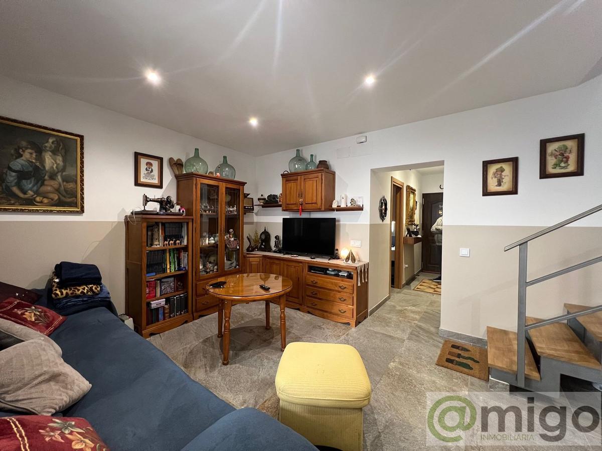 For sale of villa in Estepona