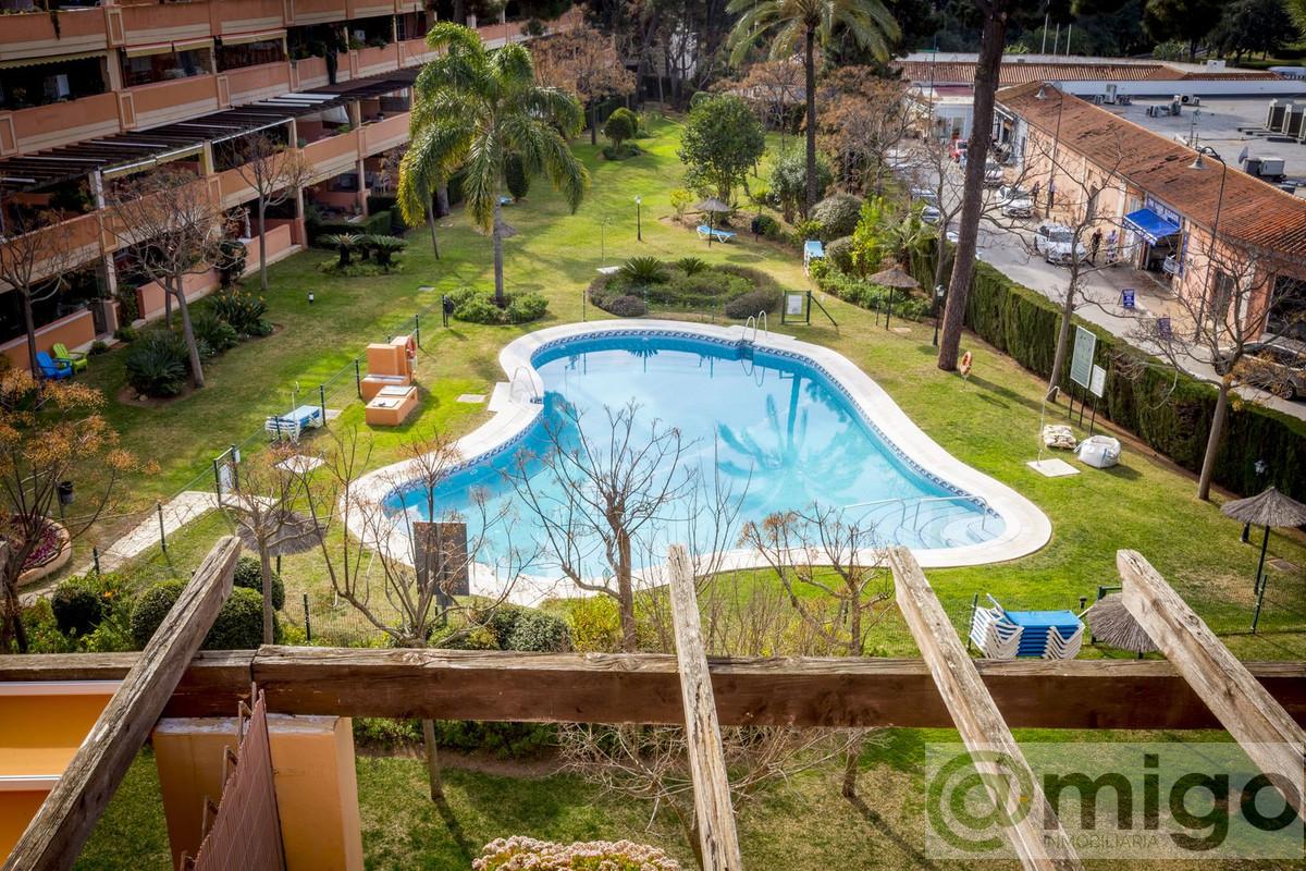 For sale of penthouse in Marbella