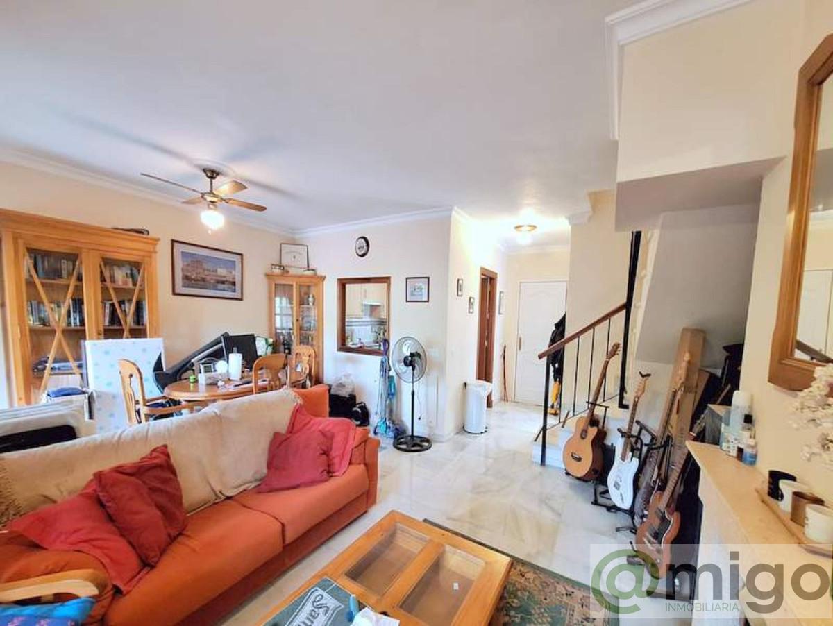 Venta de villa en La Duquesa