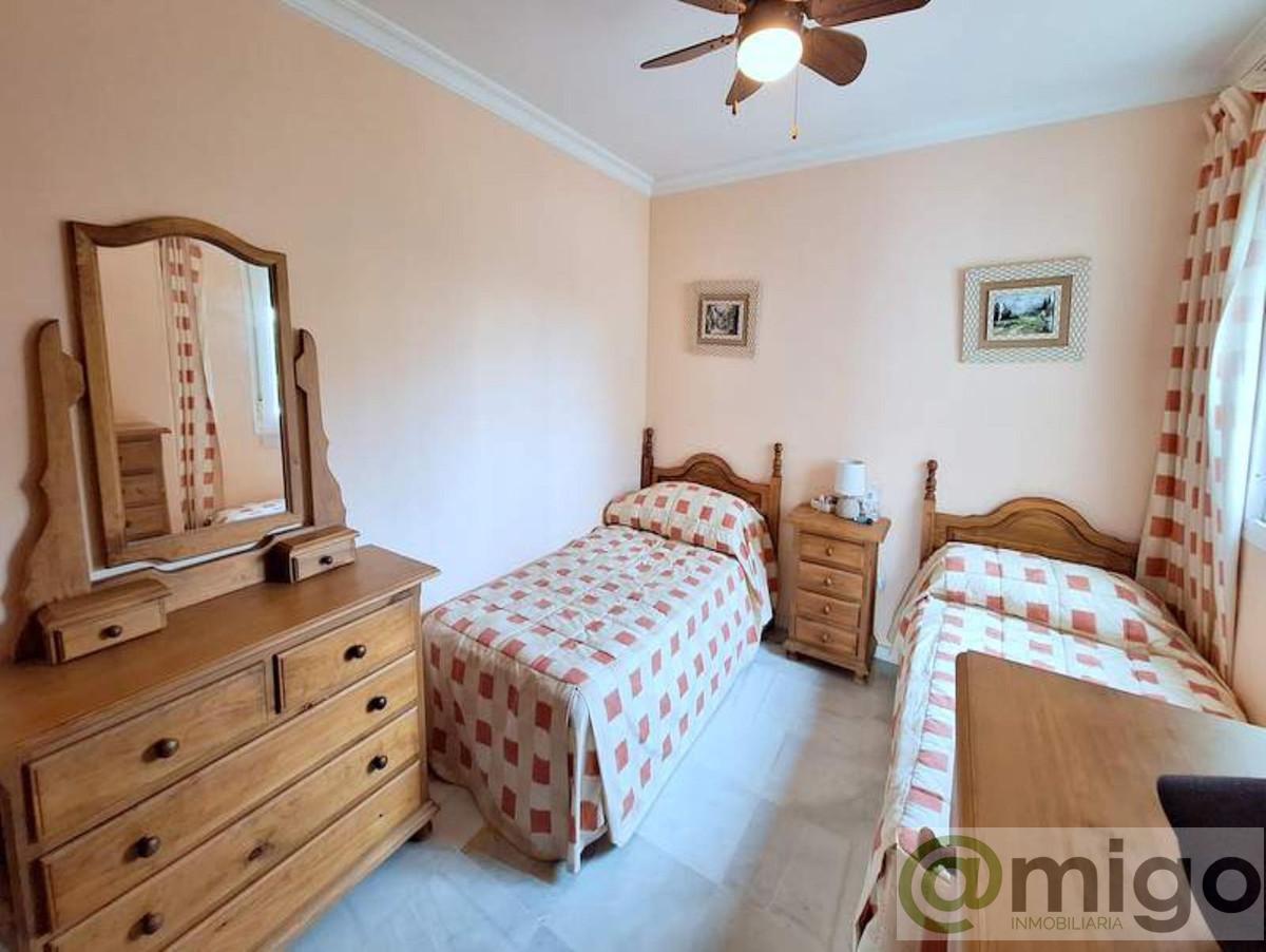 Venta de villa en La Duquesa