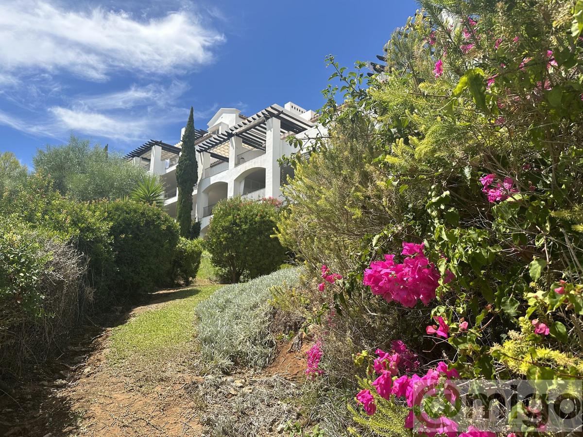 For sale of apartment in Marbella
