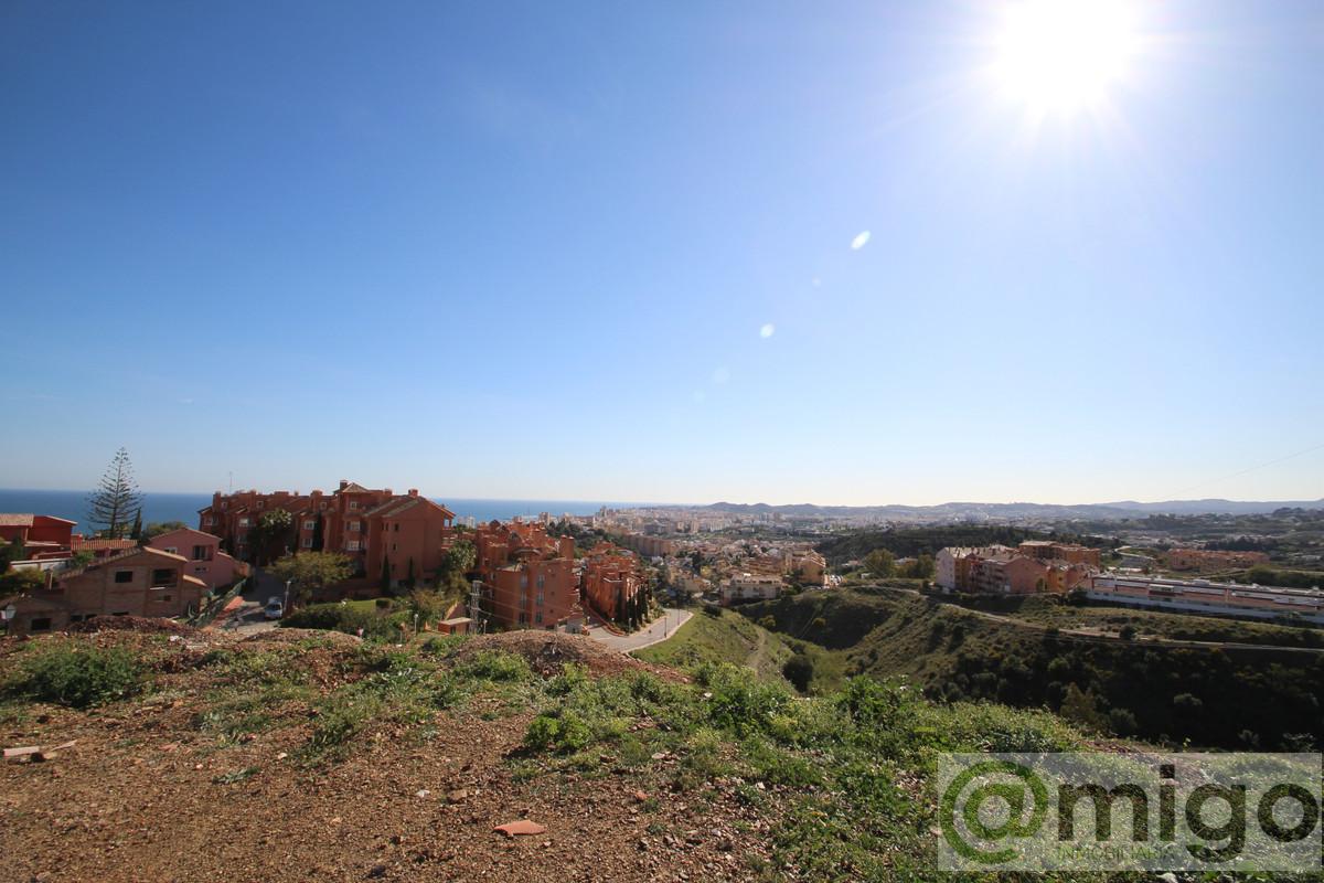 For sale of land in Fuengirola