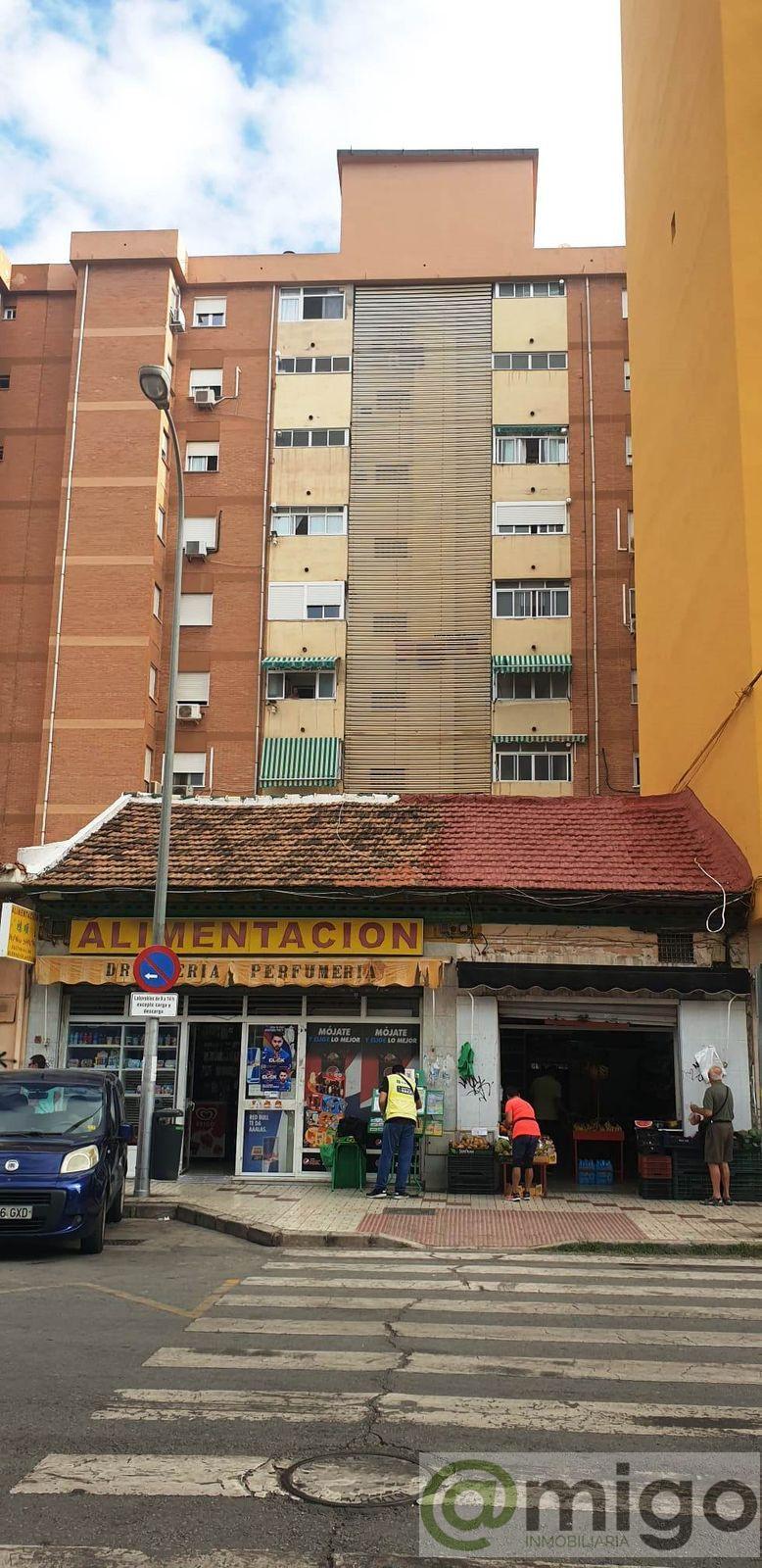 For sale of commercial in Málaga