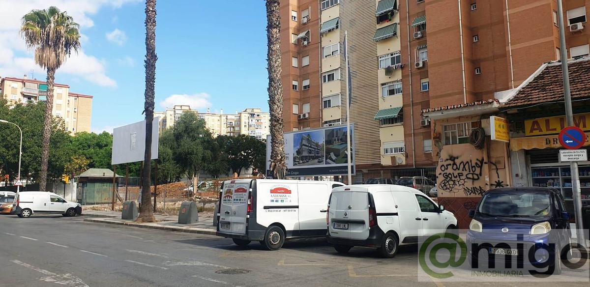 For sale of commercial in Málaga